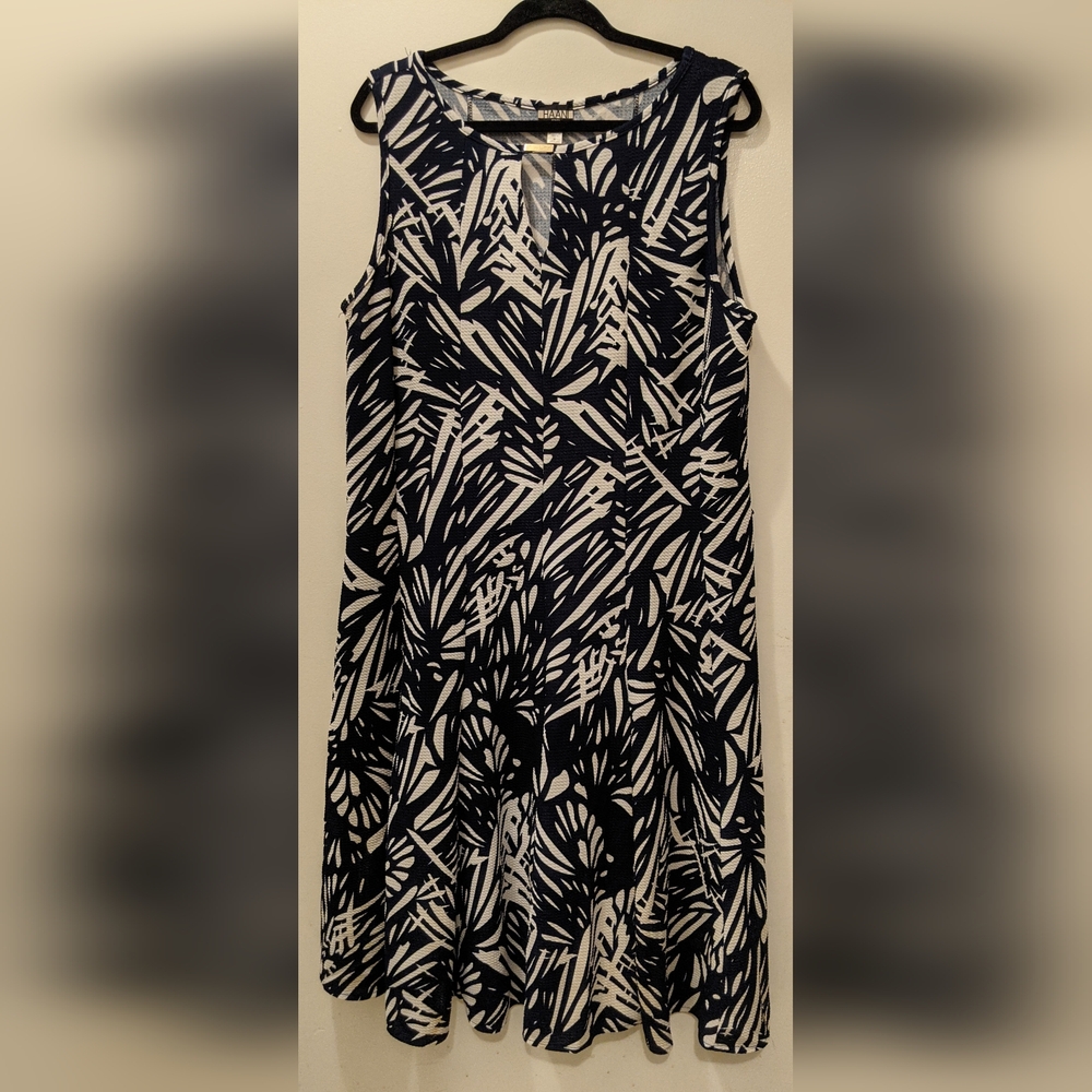 Elegant Blue and White Patterned Dress